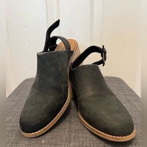 Toms Heeled Clogs